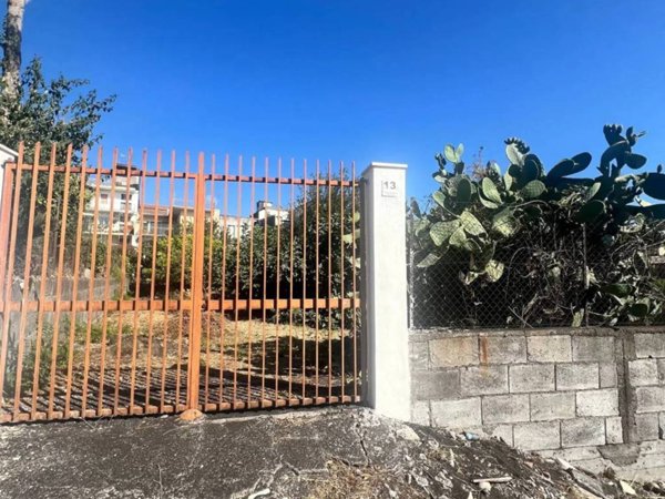 casa indipendente in vendita ad Acireale in zona Guardia