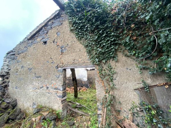 casa indipendente in vendita ad Acireale in zona Mangano