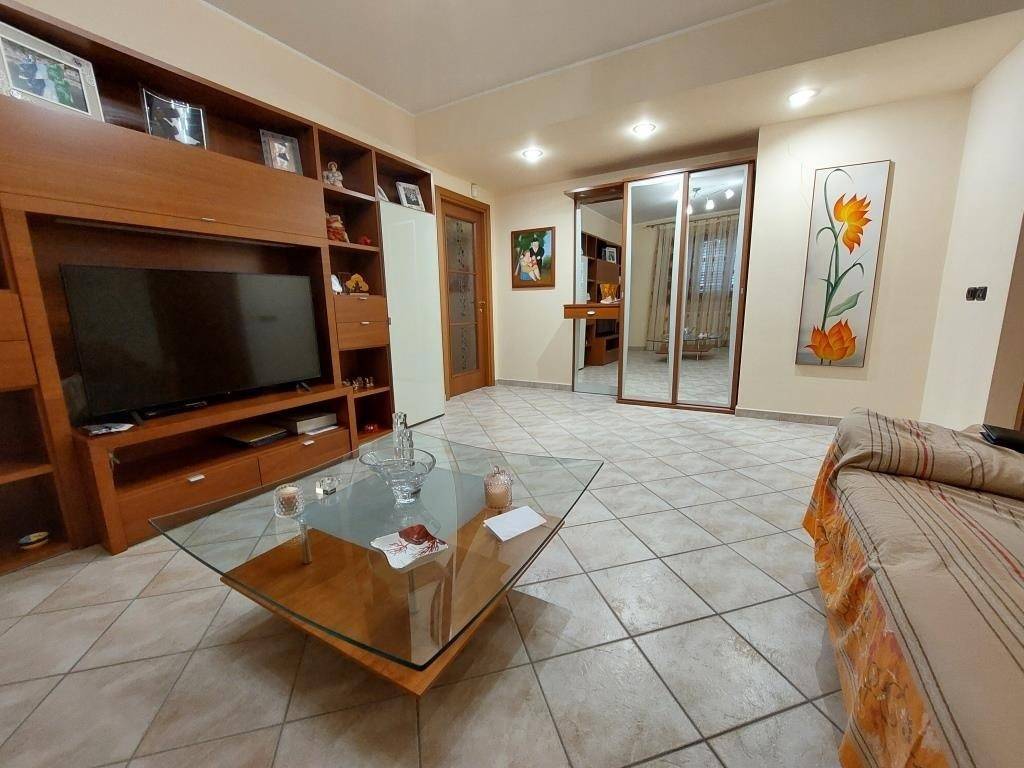 appartamento in vendita ad Acireale in zona San Giovanni