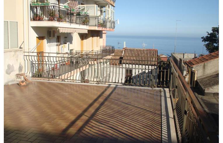 appartamento in vendita ad Acireale