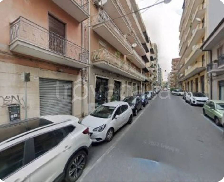 negozio in vendita ad Acireale in zona Centro Storico
