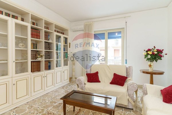 appartamento in vendita ad Acireale in zona Centro Storico