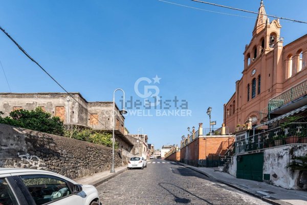 casa indipendente in vendita ad Acireale in zona Pozzillo