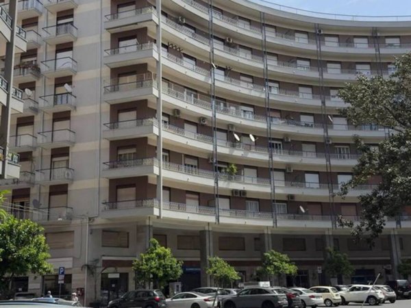 appartamento in vendita ad Acireale in zona Centro Storico