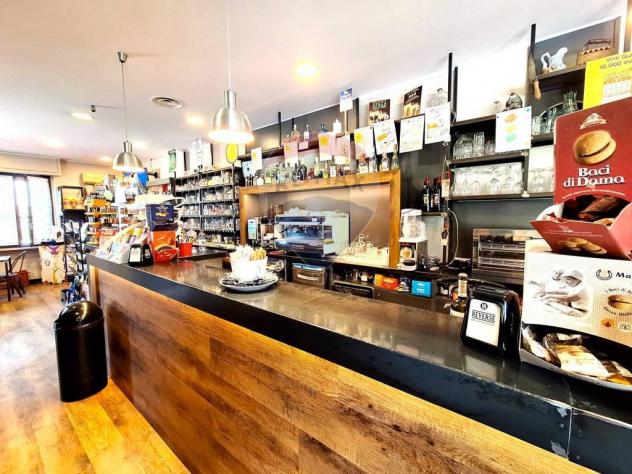 negozio in vendita ad Acireale in zona Centro Storico