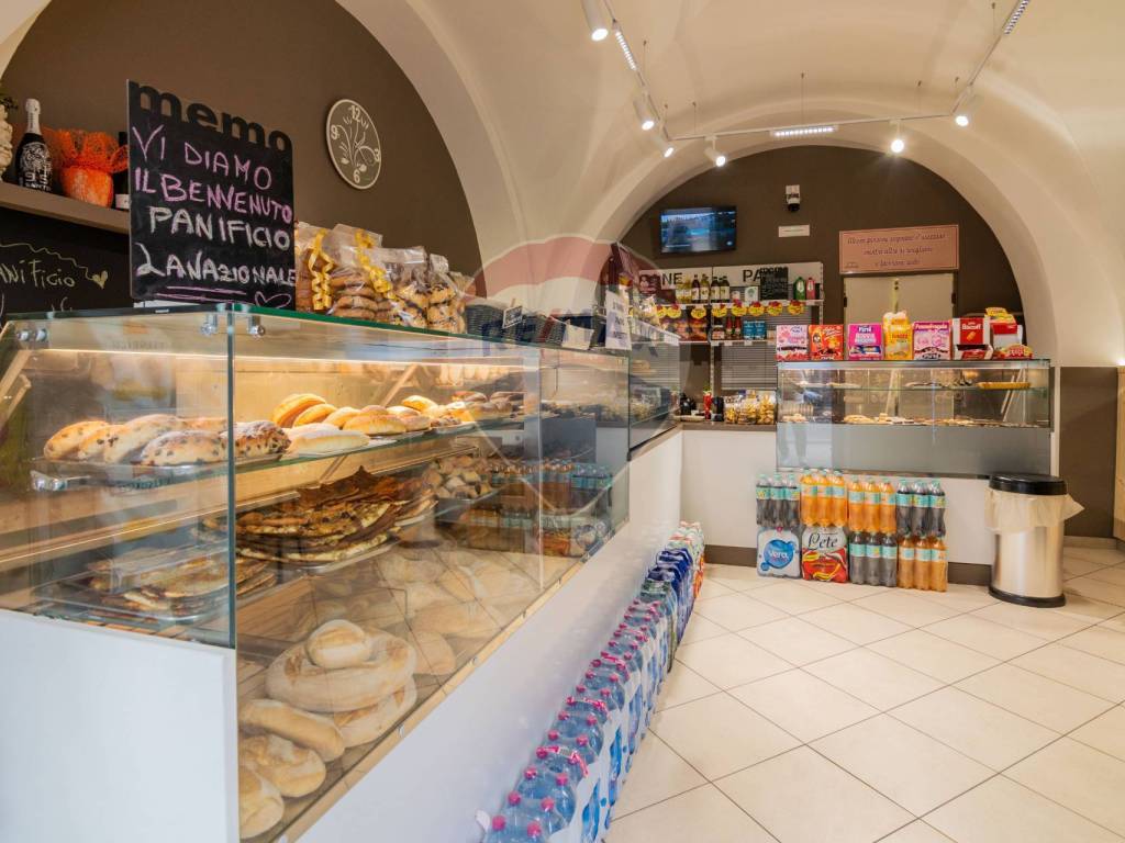 negozio in vendita ad Acireale in zona Mangano