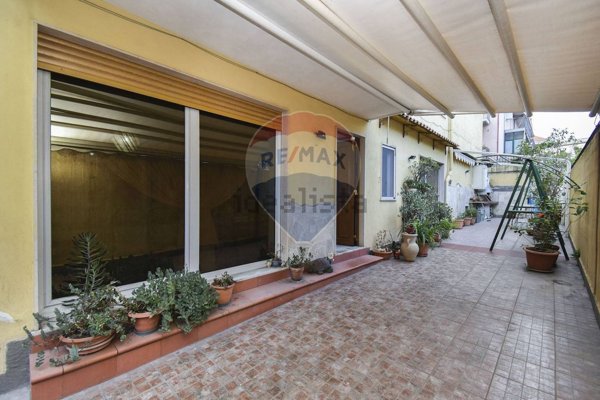 casa indipendente in vendita ad Acireale