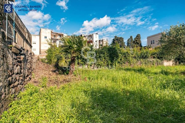 casa indipendente in vendita ad Acireale in zona Centro Storico