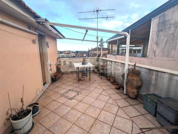 casa indipendente in vendita ad Acireale
