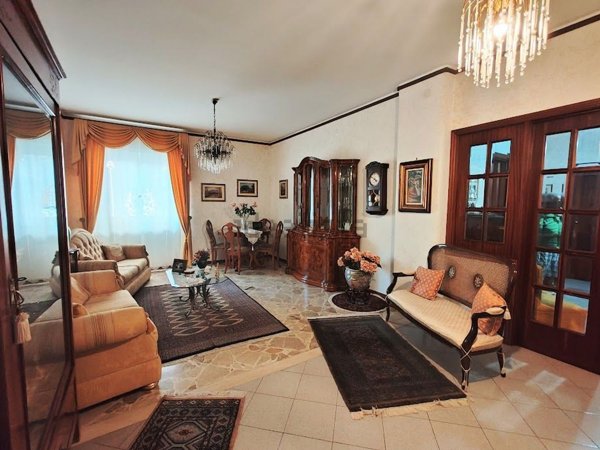 appartamento in vendita ad Acireale