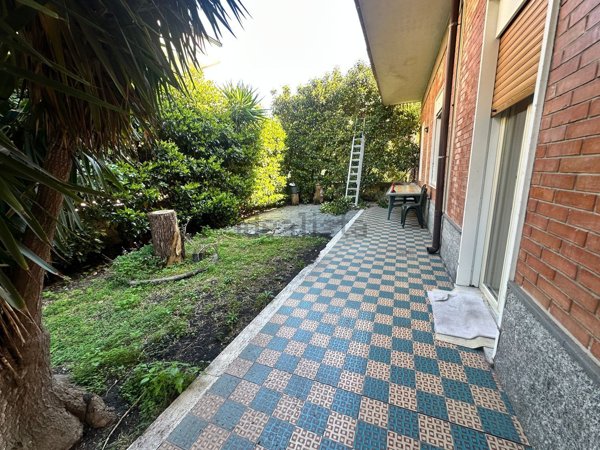 casa indipendente in vendita ad Acireale in zona Stazzo