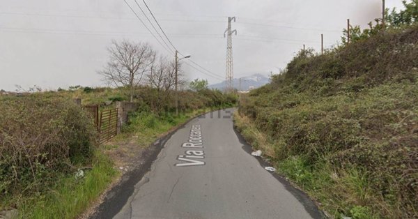 casa indipendente in vendita ad Acireale