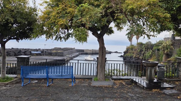 appartamento in vendita ad Acireale in zona Santa Tecla