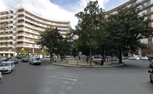 negozio in vendita ad Acireale in zona Centro Storico