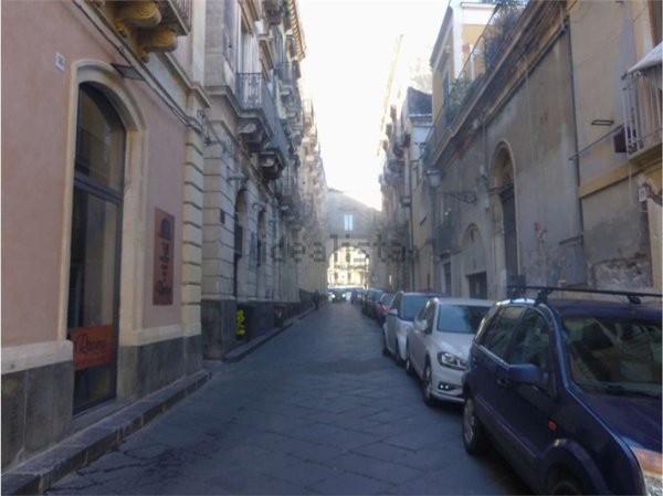 appartamento in vendita ad Acireale in zona Centro Storico