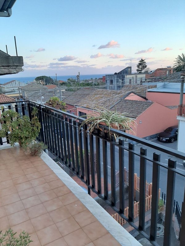appartamento in vendita ad Acireale