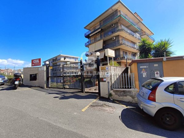 ufficio in vendita ad Acireale