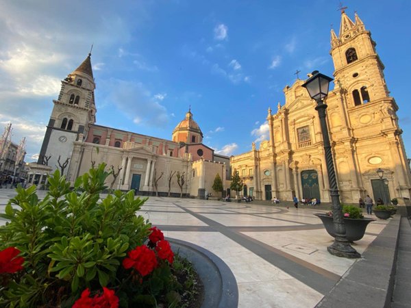 casa indipendente in vendita ad Acireale