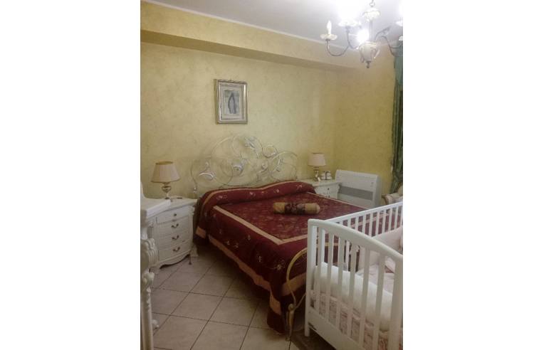 appartamento in vendita ad Acireale in zona Stazzo