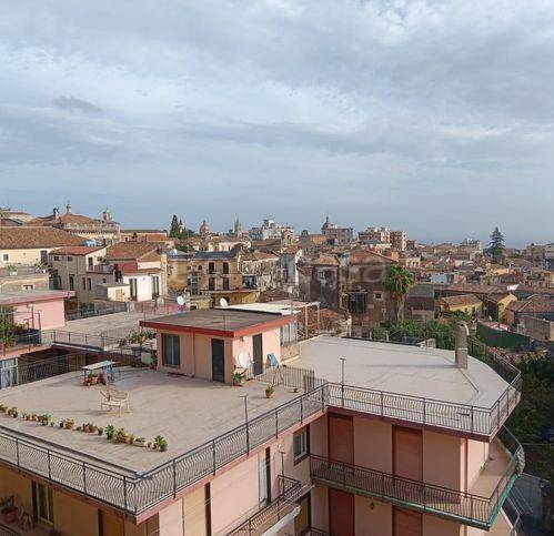 appartamento in vendita ad Acireale