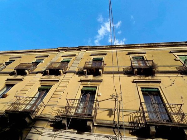 appartamento in vendita ad Acireale in zona Centro Storico