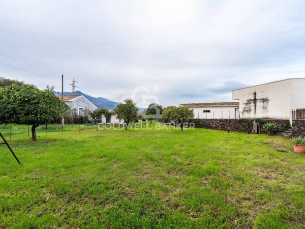 casa indipendente in vendita ad Acireale in zona Piano d'Api