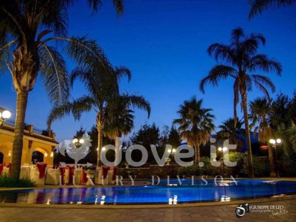 casa indipendente in vendita ad Acireale in zona Santa Tecla