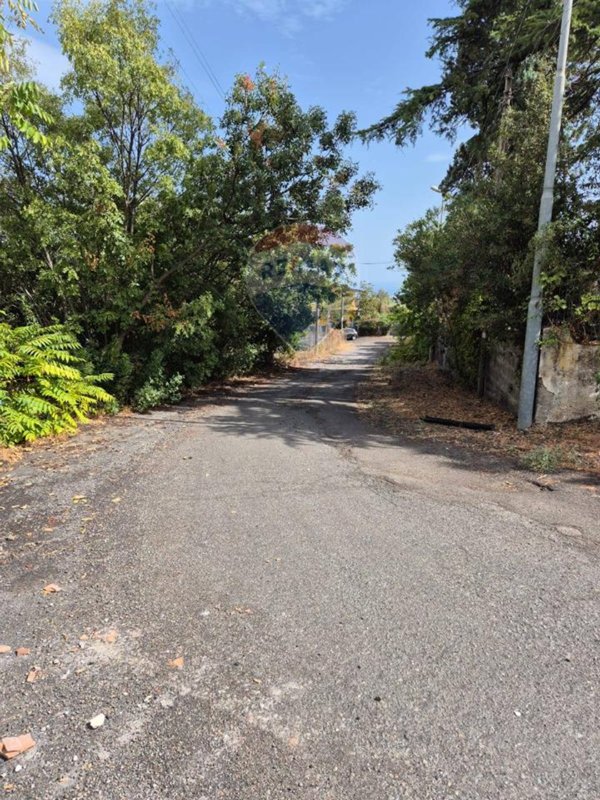 terreno agricolo in vendita ad Acireale in zona Pennisi