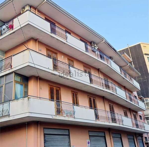 appartamento in vendita ad Acireale in zona Centro Storico