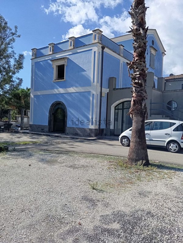 appartamento in vendita ad Acireale