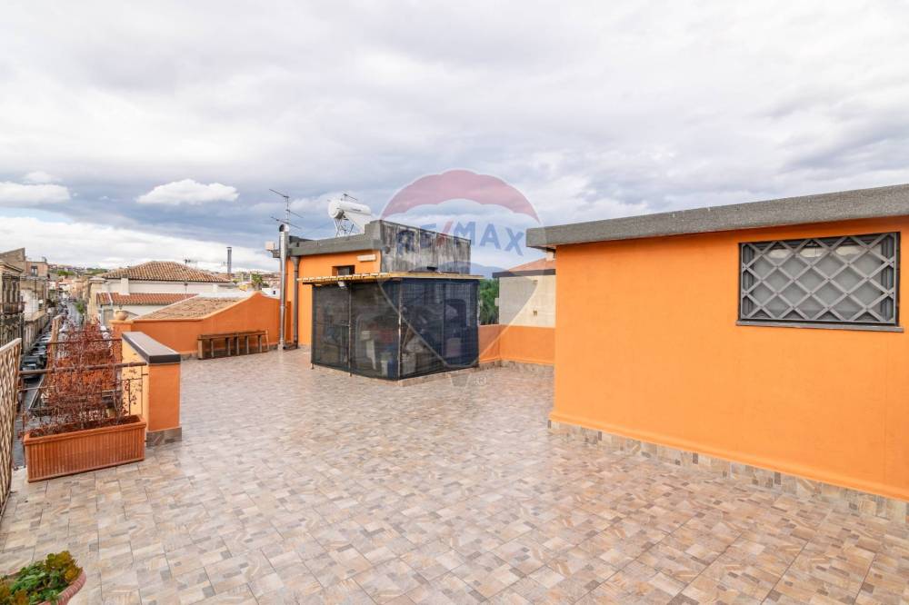 casa indipendente in vendita ad Acireale in zona Aci Platani