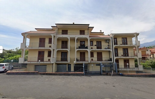 appartamento in vendita ad Acireale in zona Guardia