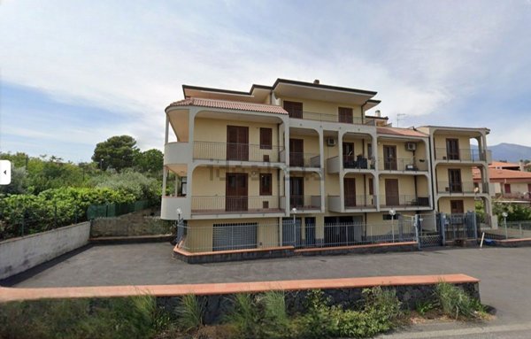 appartamento in vendita ad Acireale in zona Mangano