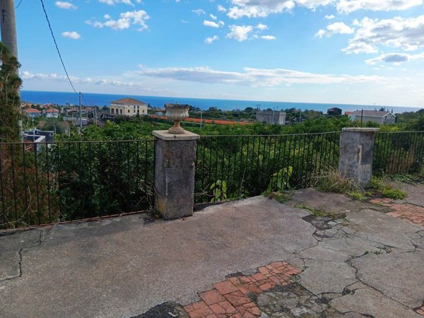 casale in vendita ad Acireale in zona Santa Tecla