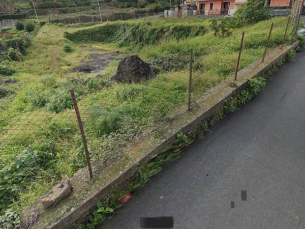 terreno agricolo in vendita ad Acireale in zona Piano d'Api