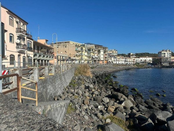 appartamento in vendita ad Acireale
