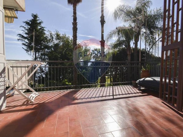 appartamento in vendita ad Acireale in zona Santa Tecla