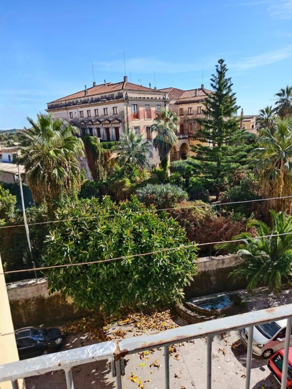 appartamento in vendita ad Acireale
