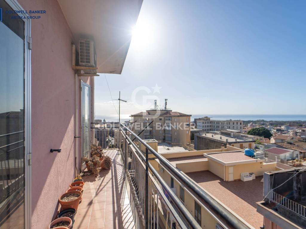 appartamento in vendita ad Acireale in zona Centro Storico