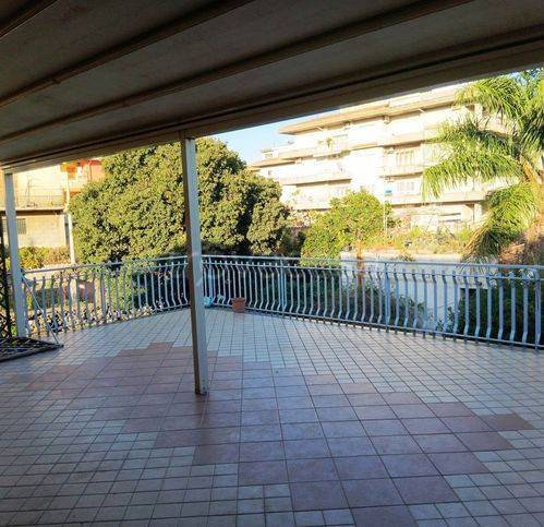 appartamento in vendita ad Acireale