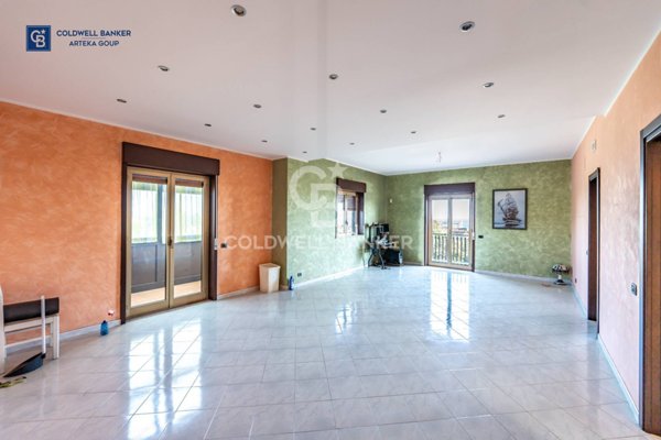 appartamento in vendita ad Acireale in zona Pozzillo