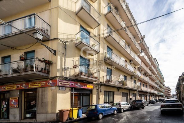 appartamento in vendita ad Acireale in zona Centro Storico