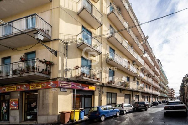 appartamento in vendita ad Acireale in zona Centro Storico
