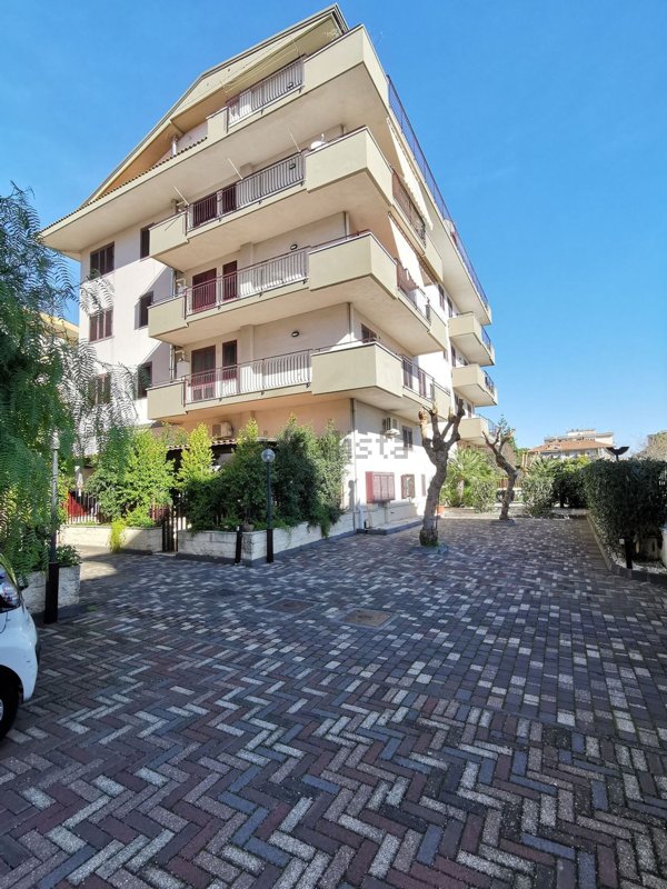 appartamento in vendita ad Acireale