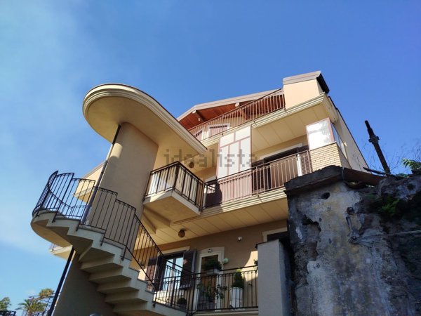 appartamento in vendita ad Acireale