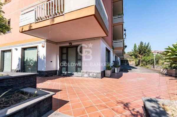 negozio in vendita ad Acireale in zona Centro Storico