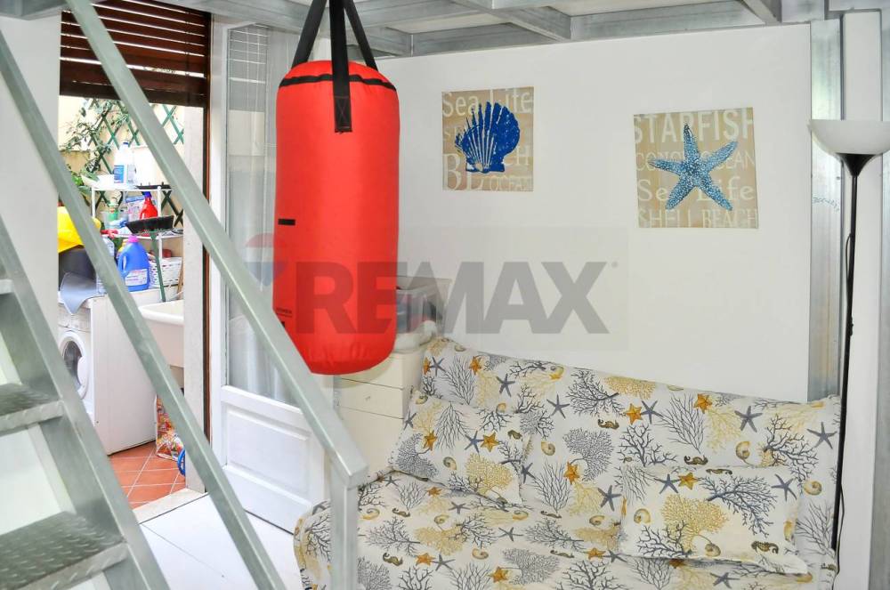 appartamento in vendita ad Acireale in zona Stazzo