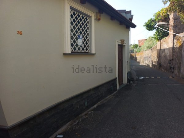 casa indipendente in vendita ad Acireale in zona Centro Storico