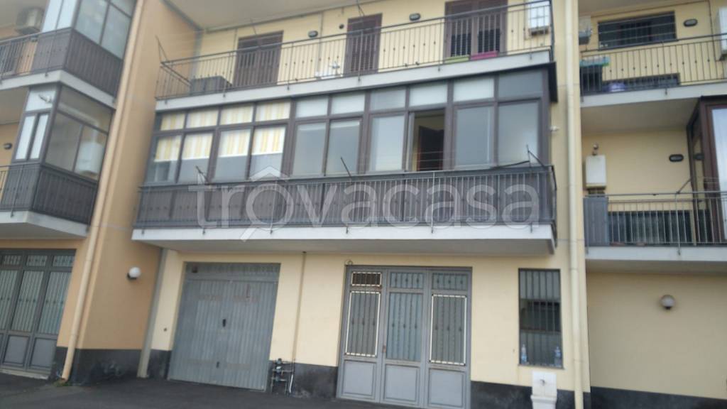 appartamento in vendita ad Acireale in zona Pozzillo