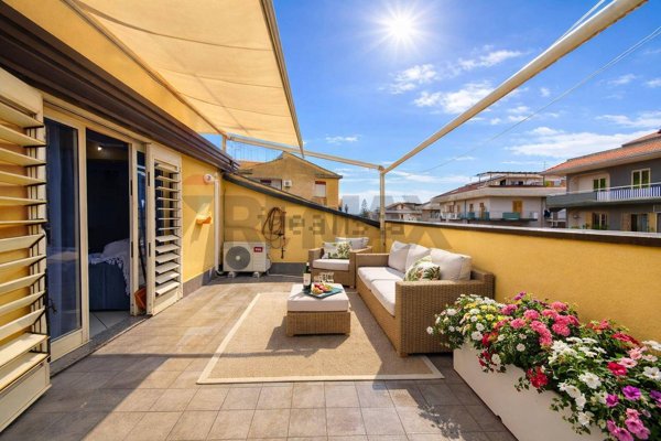 appartamento in vendita ad Acireale